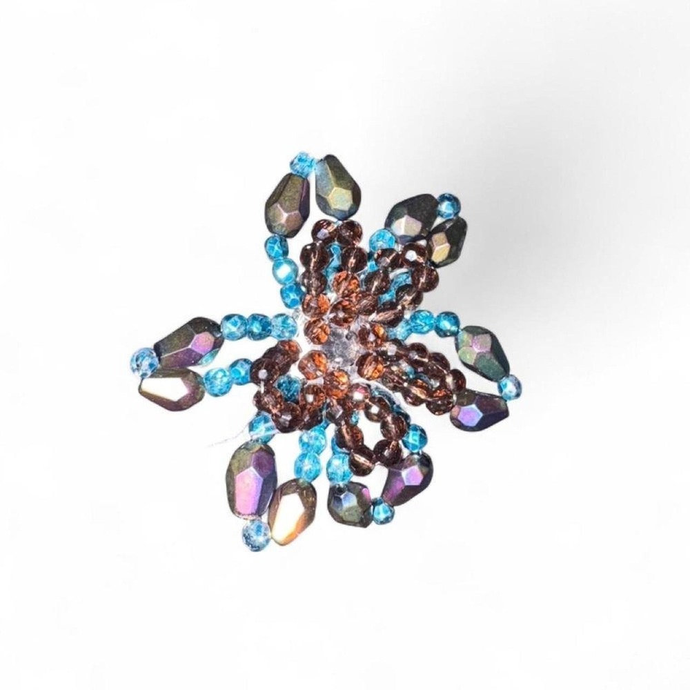 Floral Brooch Womens OS Blue Purple Excellent Beaded Iridescent